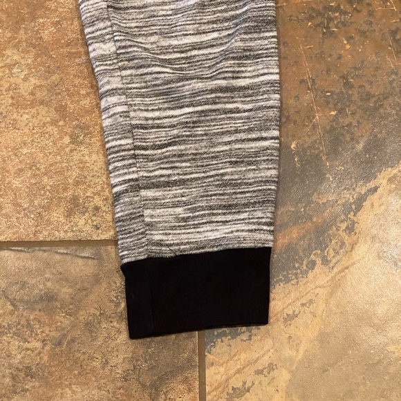 Joggers - Picture 4 of 7